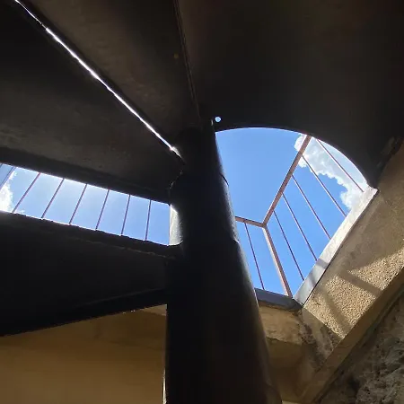 Twin Tower - Unica Al - Unique In The World